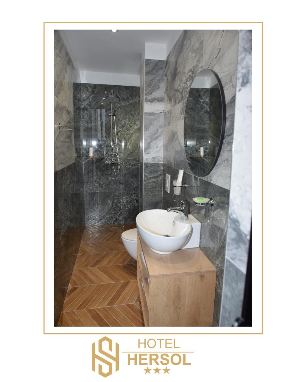 HOTEL HERSOL photo 4