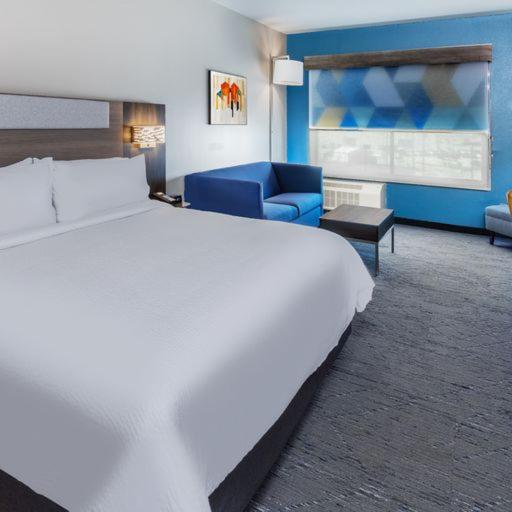 Holiday Inn Express And Suites Houston Sw Rosenberg By IHG photo 4