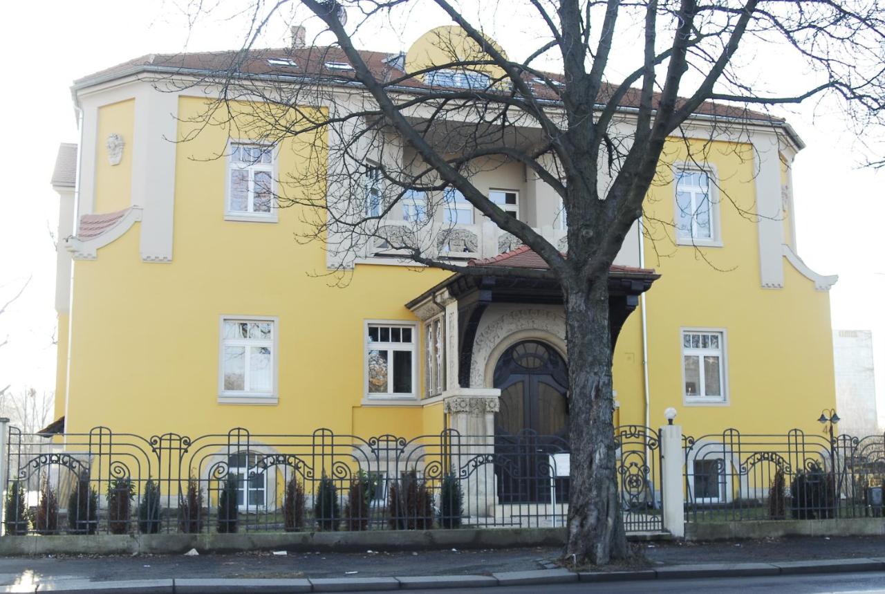 Photo - Villa De Baron