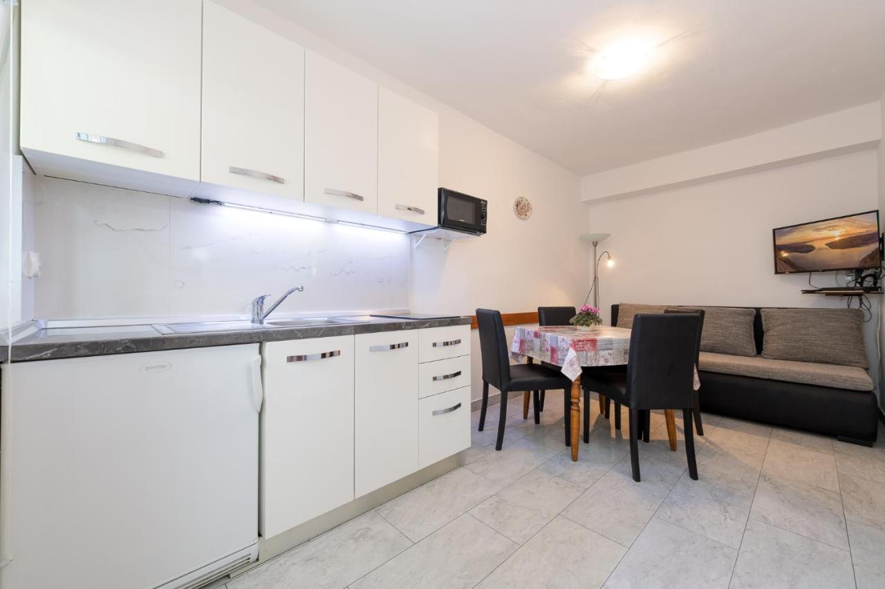 Apartments Melita - 6
