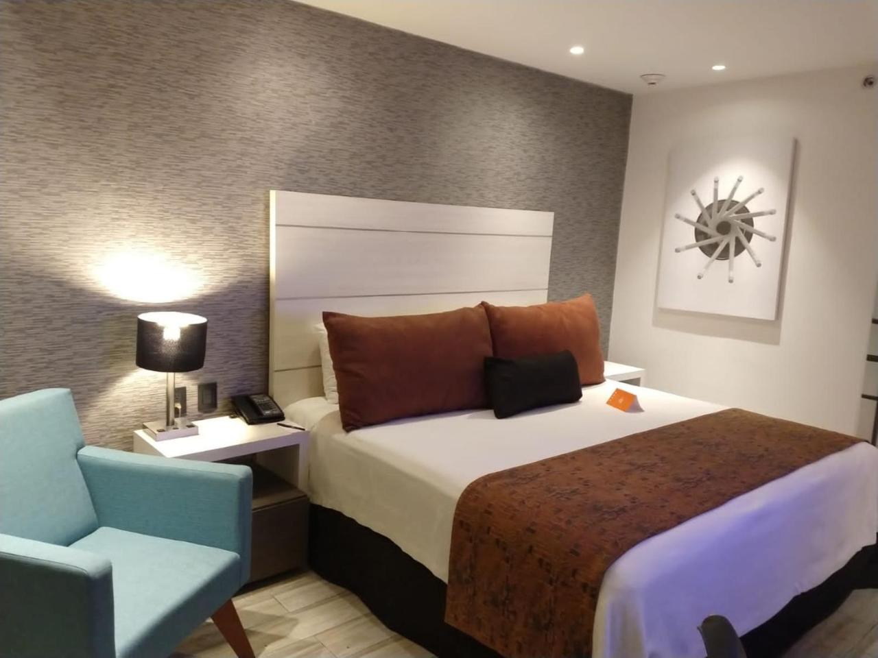 Photo - Real Inn Celaya