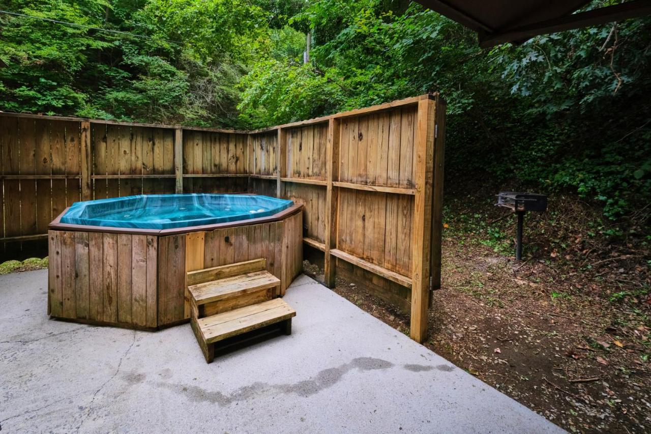 A Cabin In The Woods photo 2