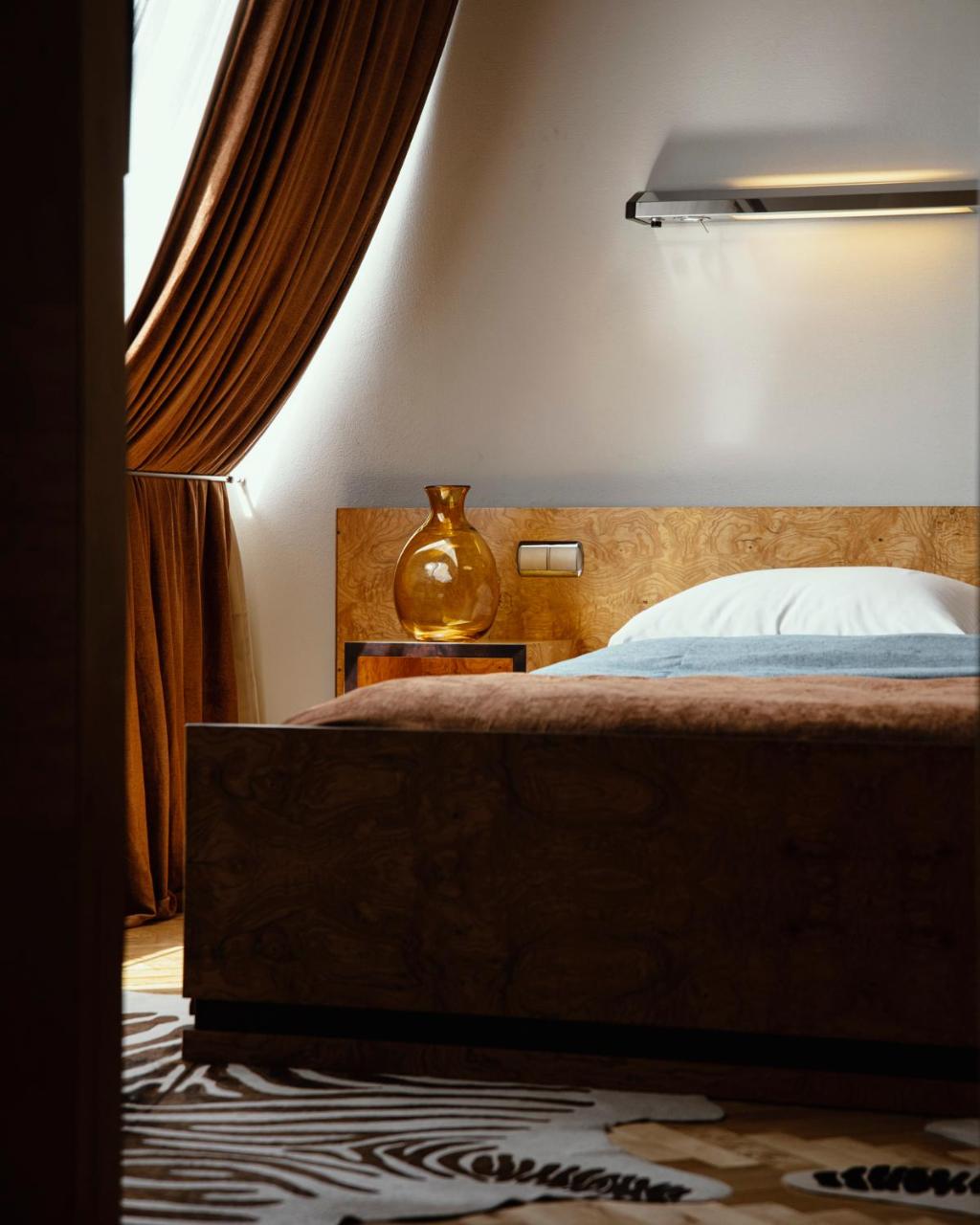 Hotel Monopol - 6