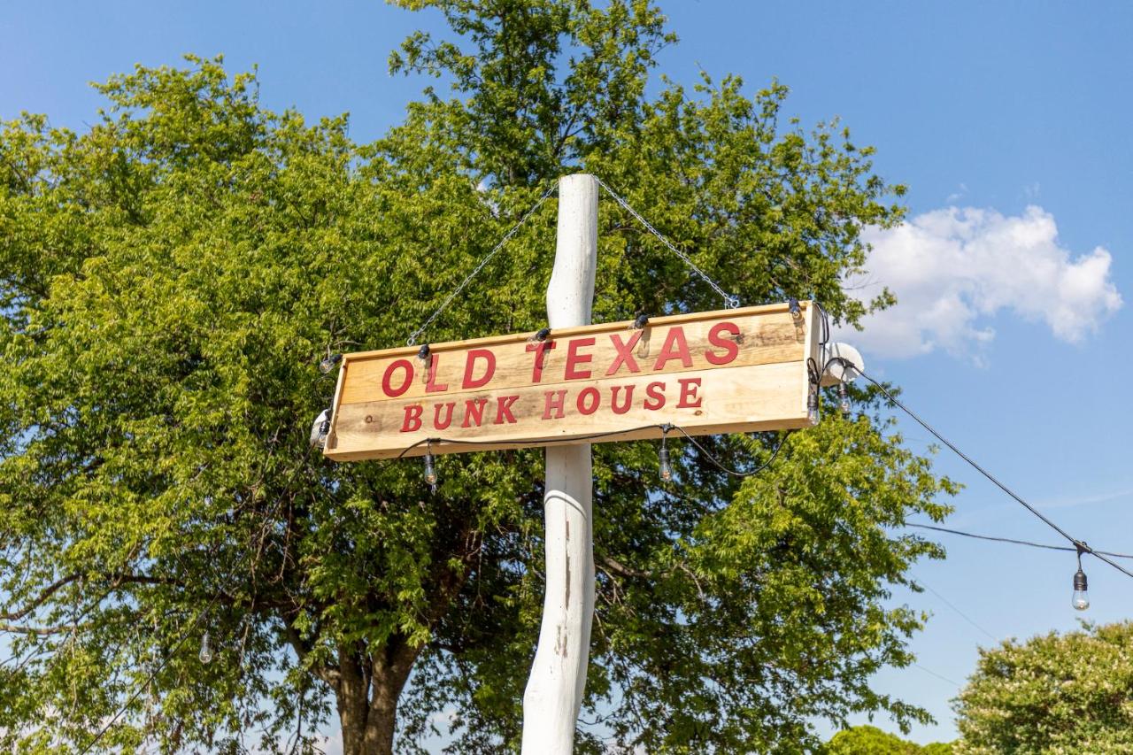 Old Texas Bunkhouse photo 2