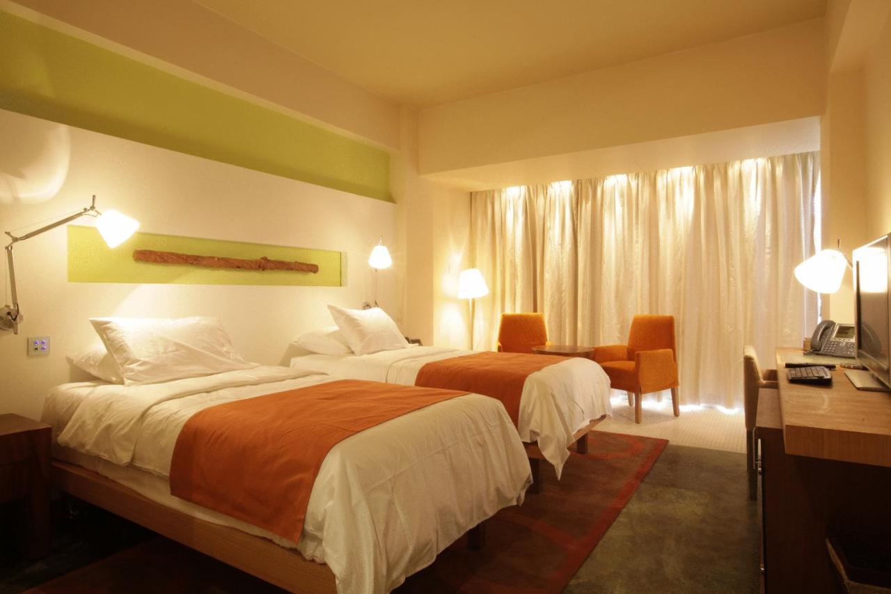 E-Hotel Larnaca Resort & Spa photo 2