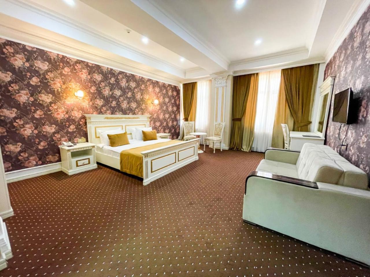 Premier Palace Baku photo 2