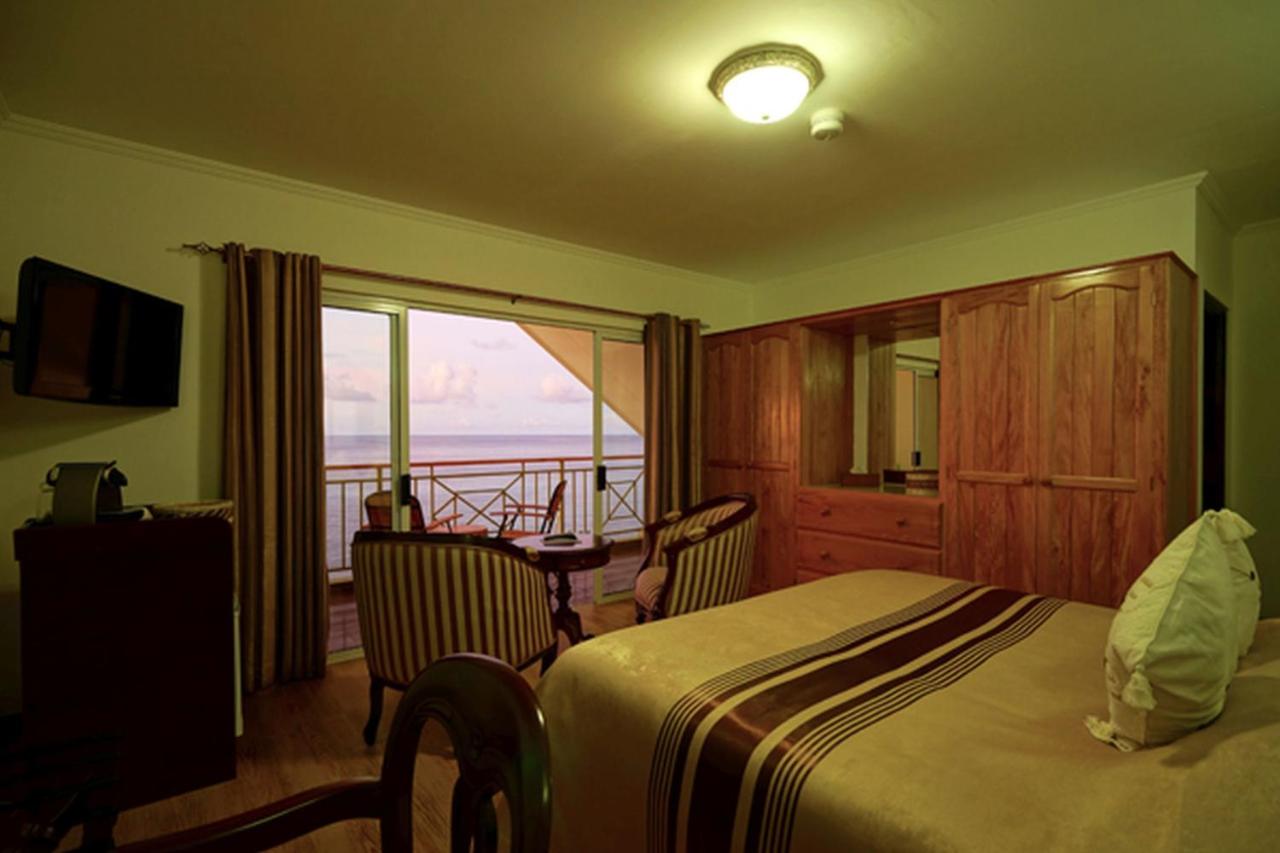 Treasure Cove Hotel & Restaurant photo 4