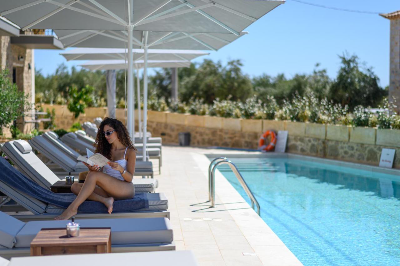 Kannas Mani Luxury Suites -Adults Friendly 14 Plus - 3