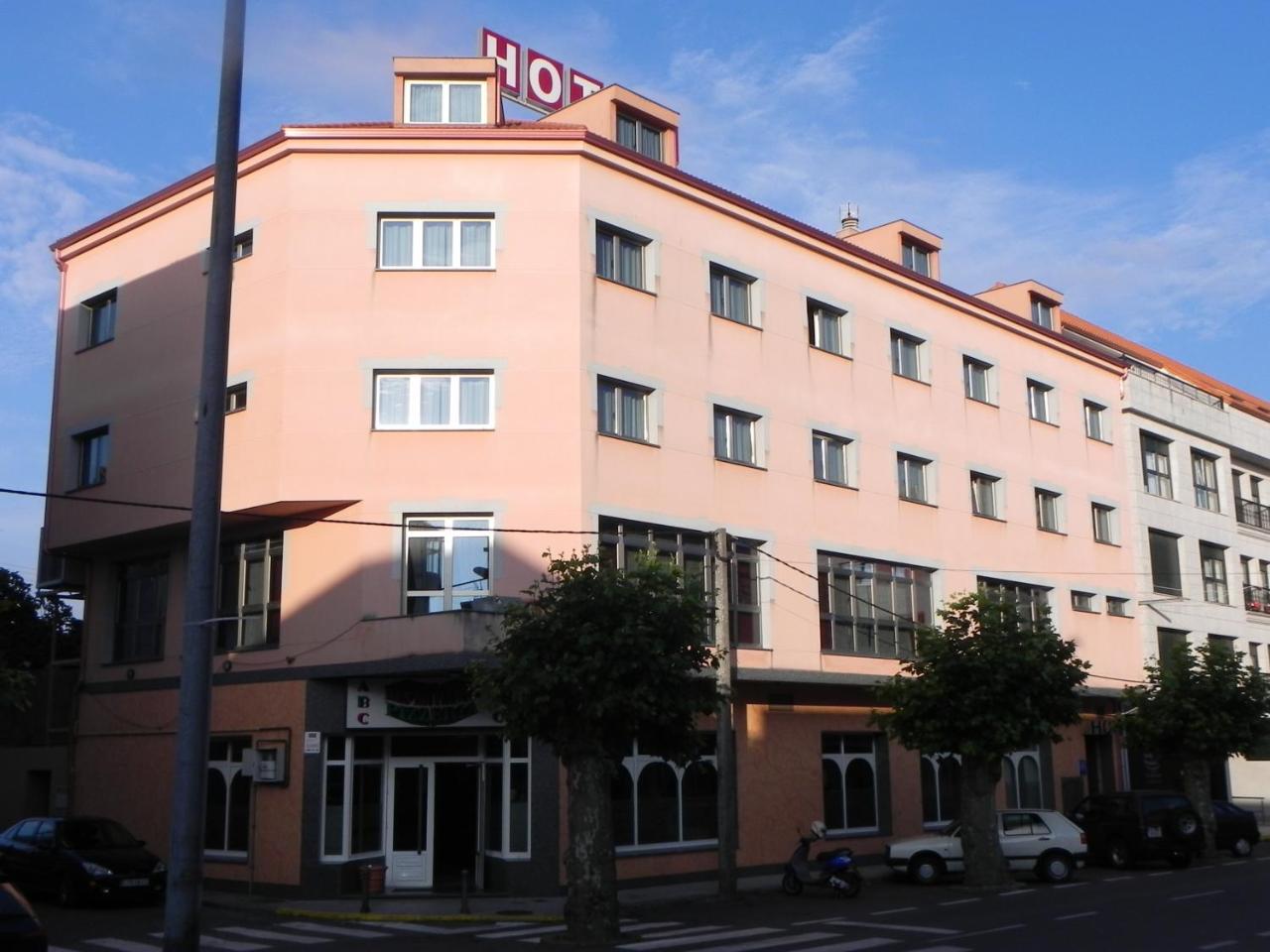 Hotel Restaurante Pizzeria ABC photo 4