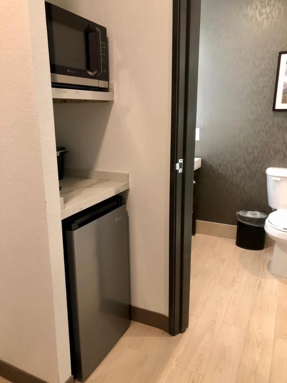 La Quinta Inn & Suites by Wyndham Denver Parker photo 2