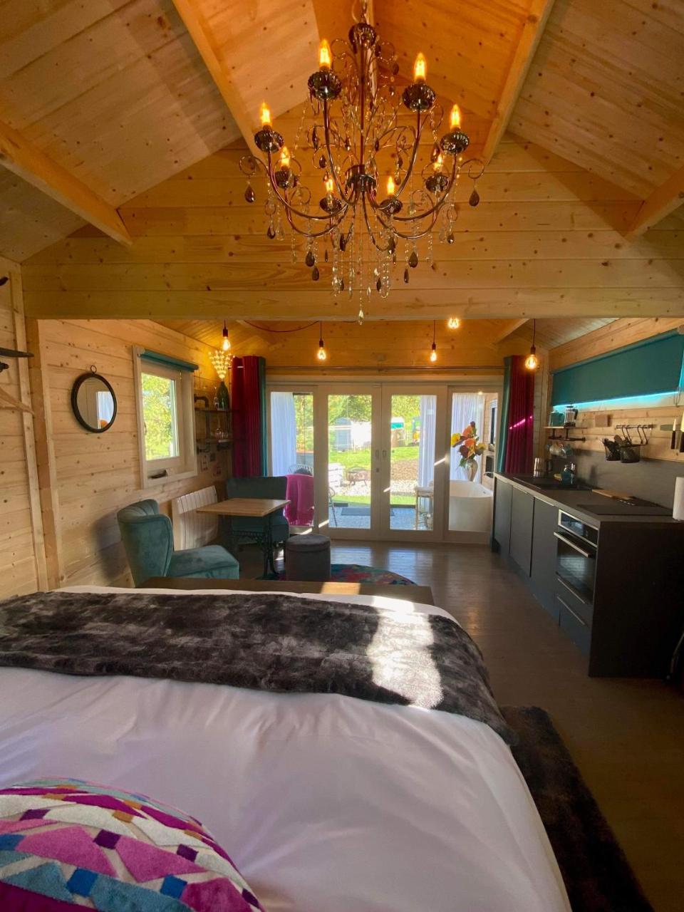 Dunroamin Lodges photo 4