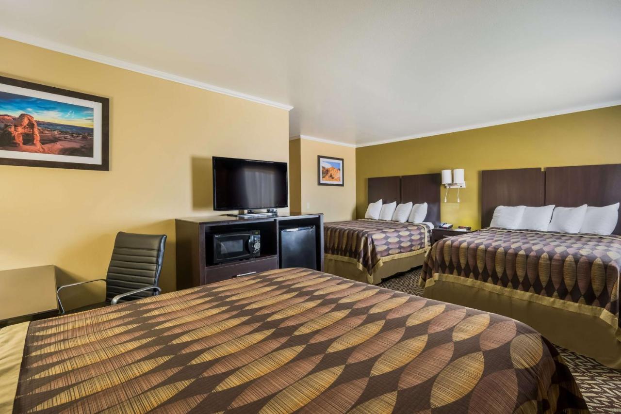 Photo - Best Western Richfield Inn