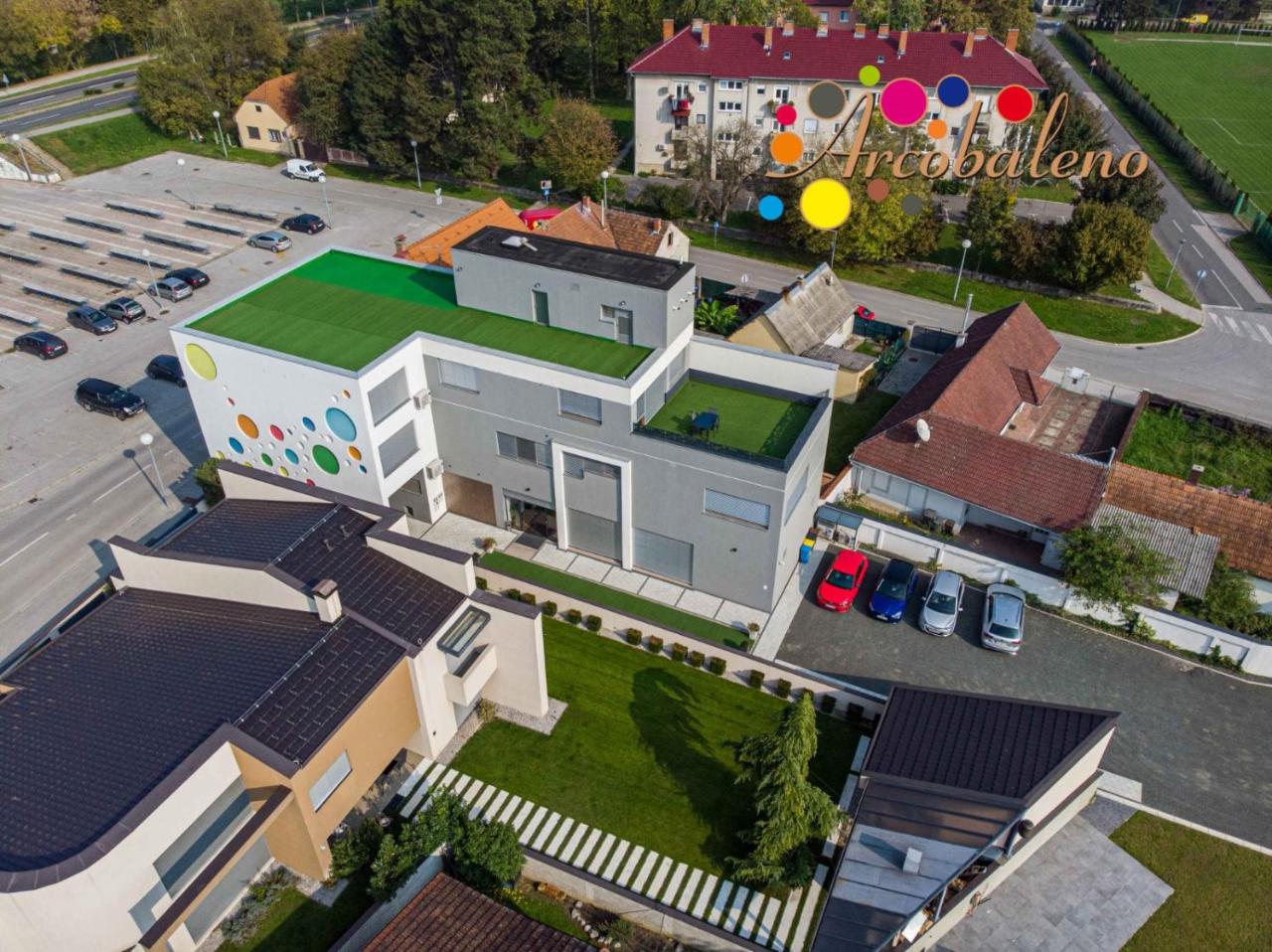 Arcobaleno Apartments & Rooms - 2