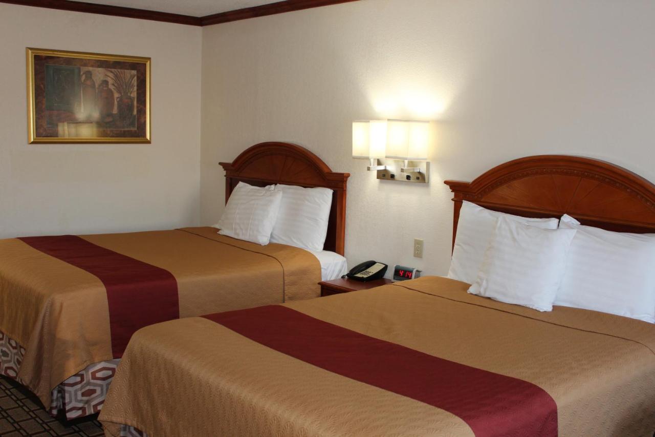 Sanger Inn, Sanger TX photo 3