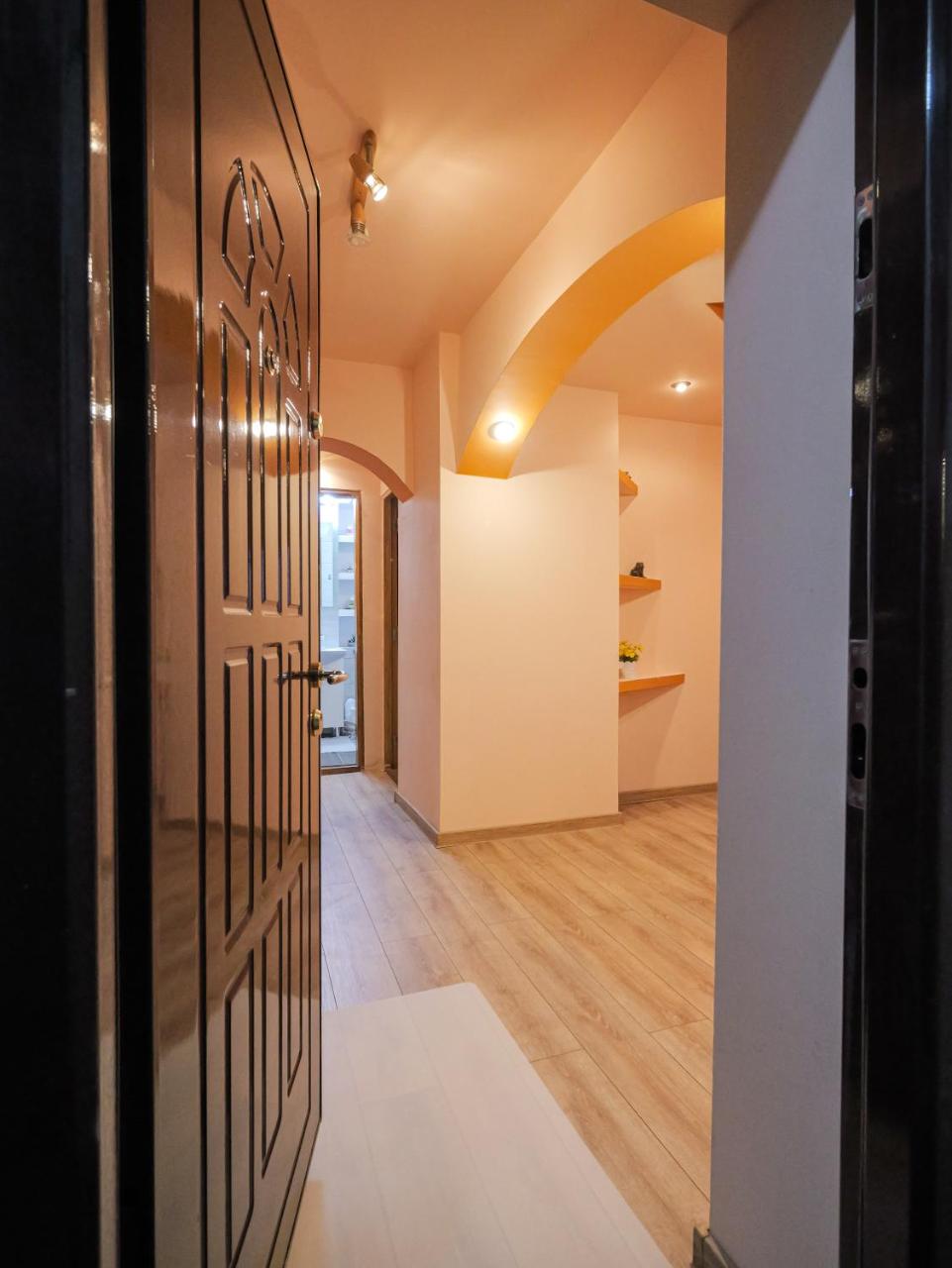 LUXURY Ultracentral - 4