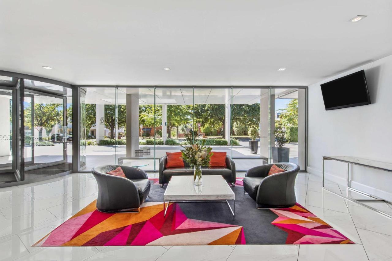 Foto - Adina Serviced Apartments Canberra Dickson