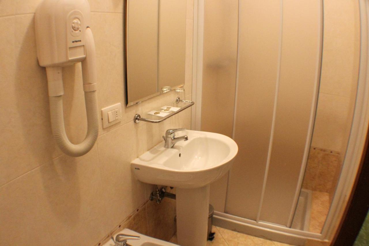 Hotel Centrale photo 2