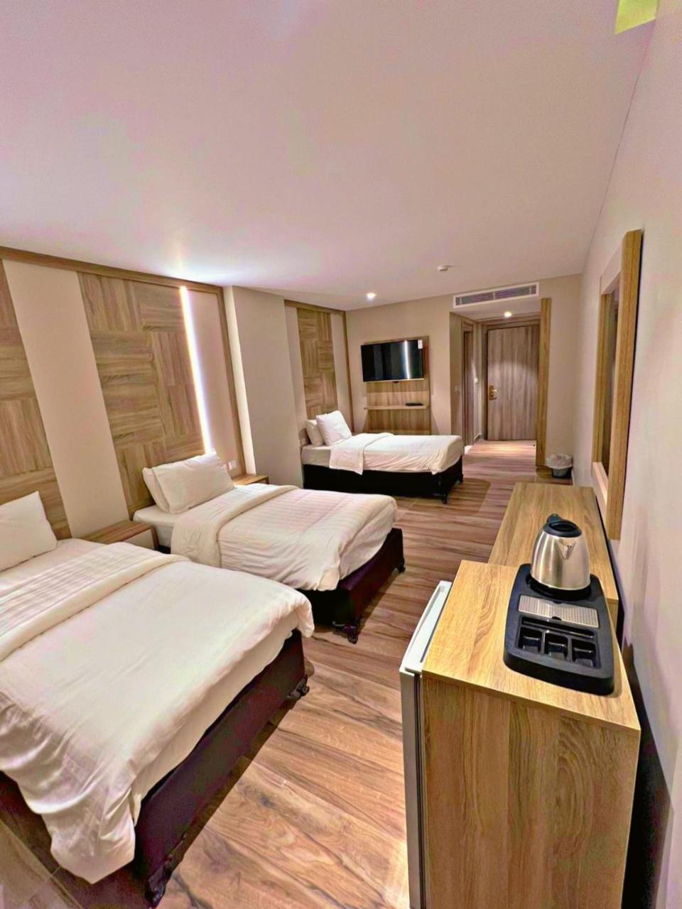 Mass Paradise Hotel photo 3