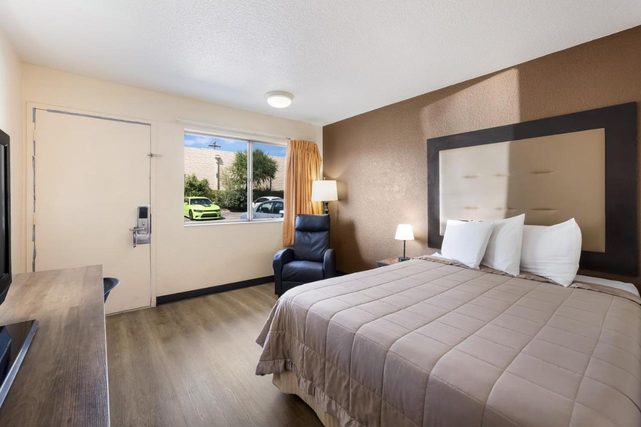 Knights Inn - Sierra Vista, AZ photo 3
