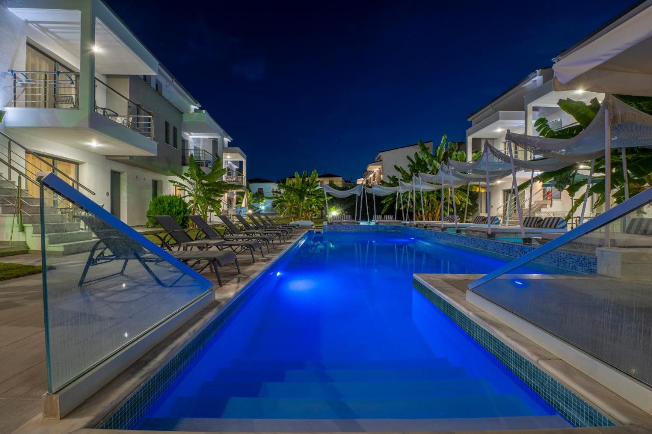 Adonis Luxury Village - 5