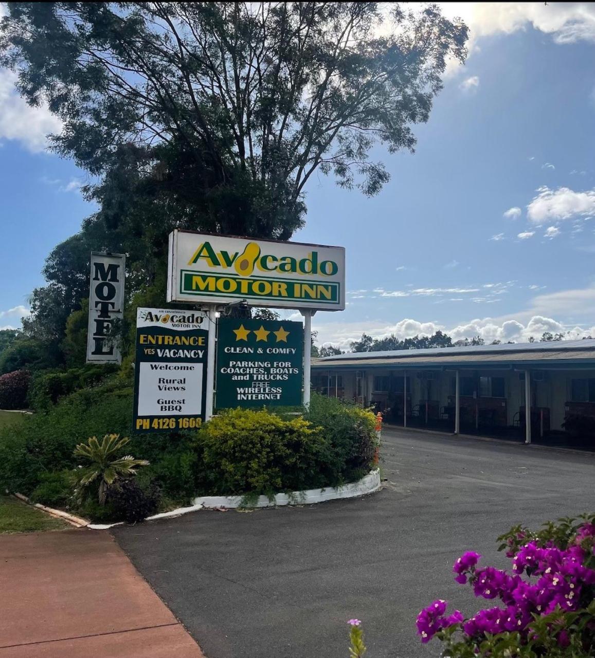 Avocado Motor Inn