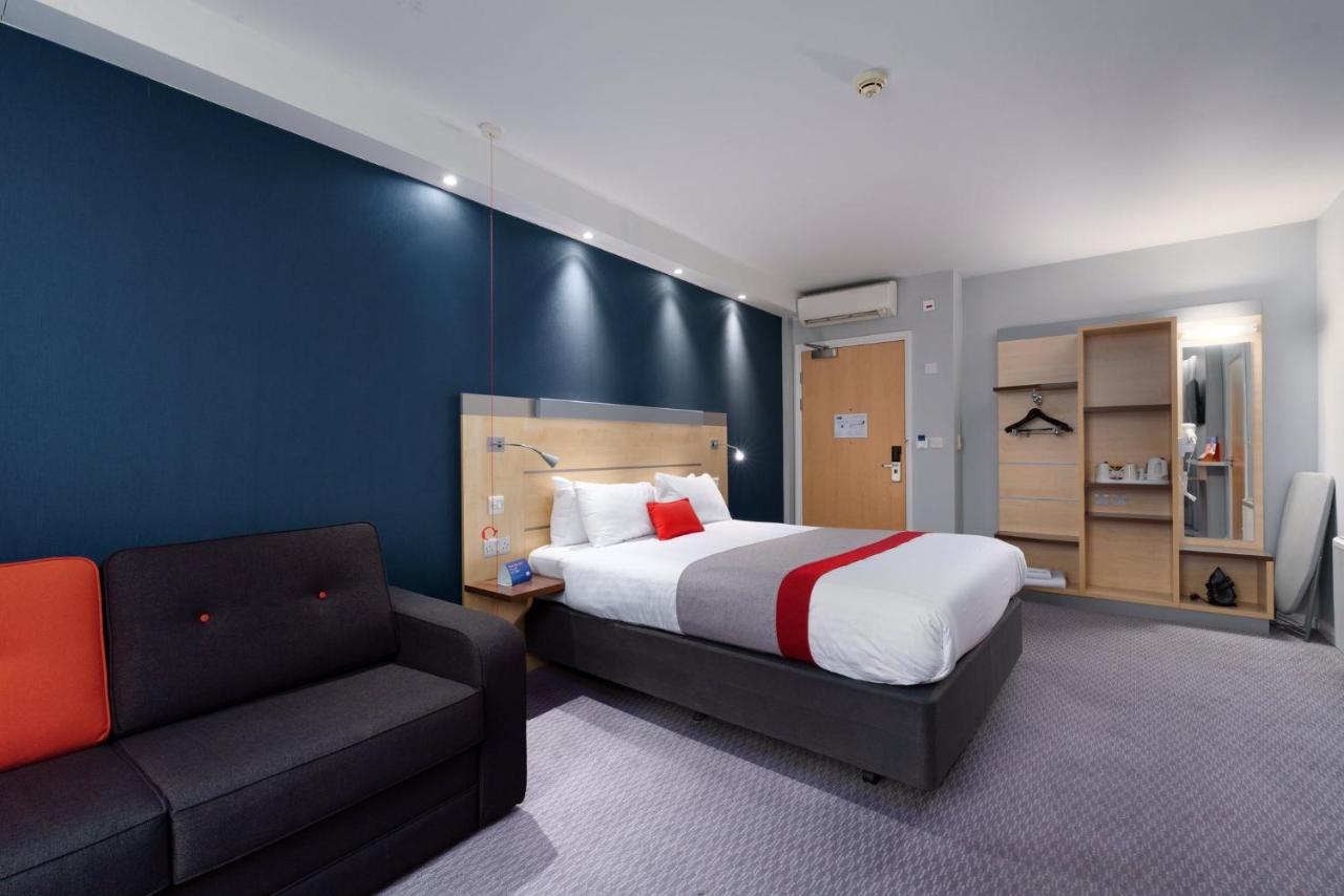 Holiday Inn Express Burnley M65 Jct 10 By IHG photo 3