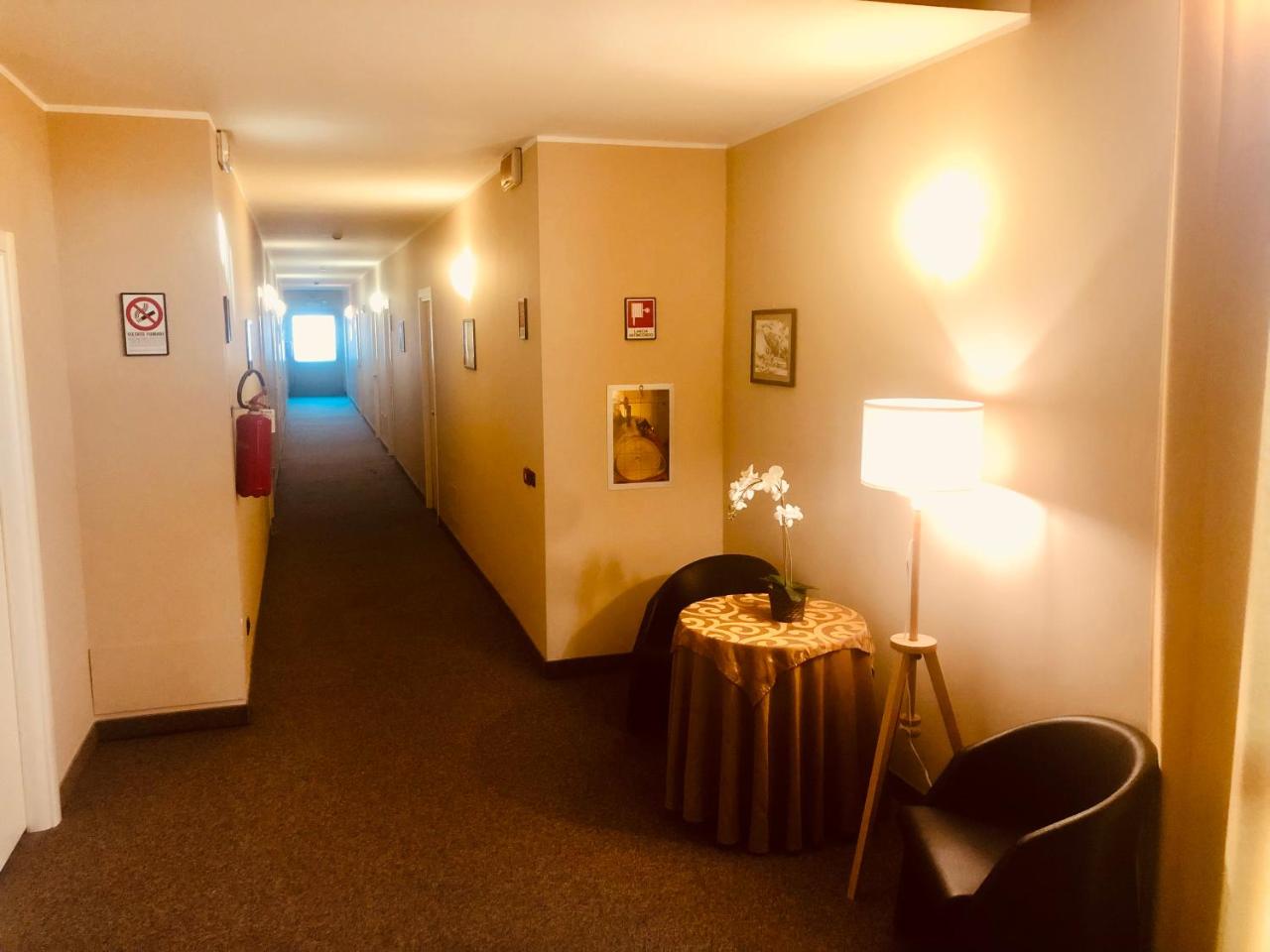 Hotel Malpensa INN Aeroporto photo 4