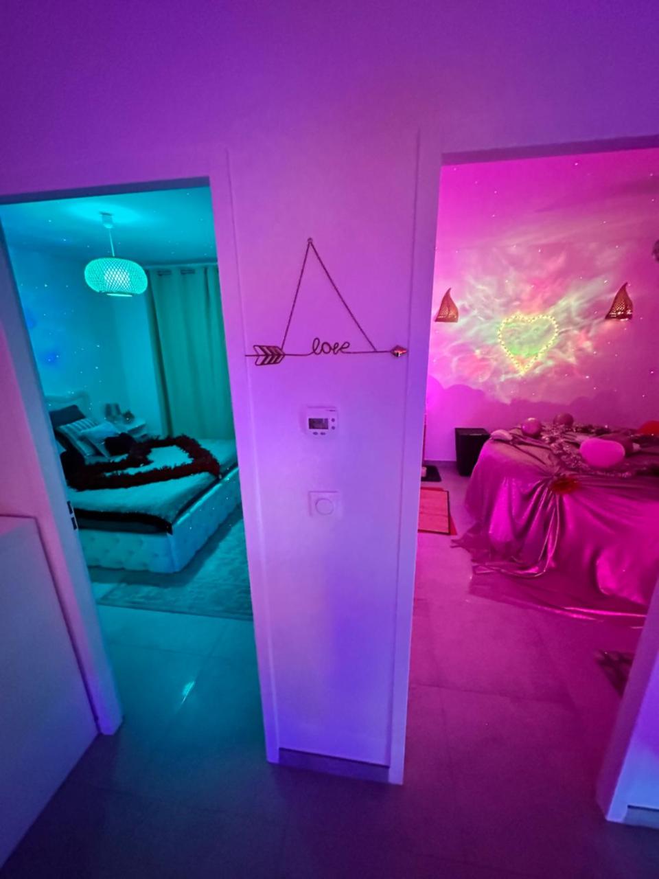Jacuzzi Appartement love room - 2