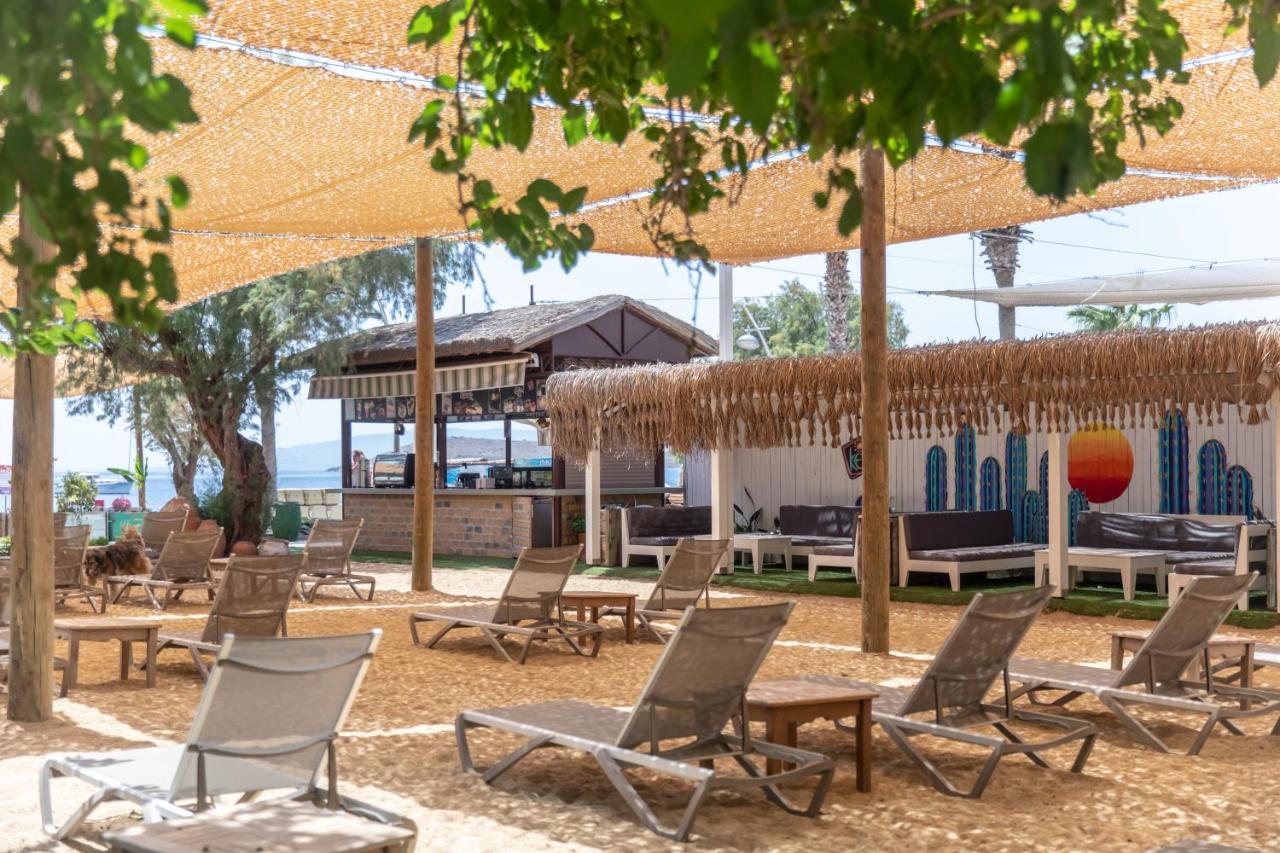 Kefi Beach & Suites photo 3