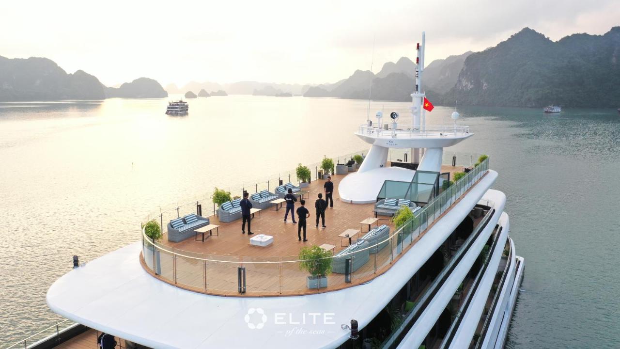 Elite of the Seas photo 3