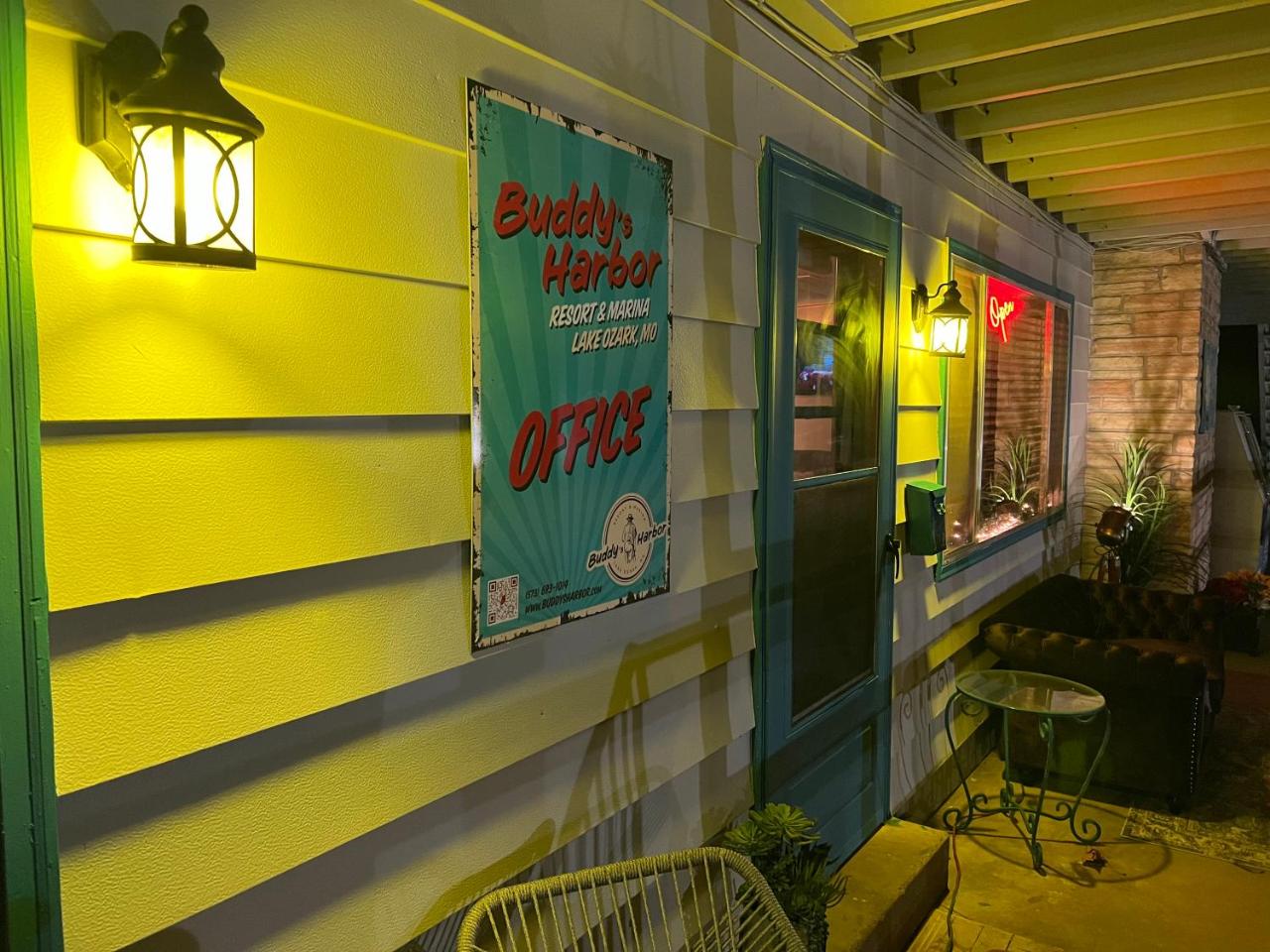 Buddy's Harbor