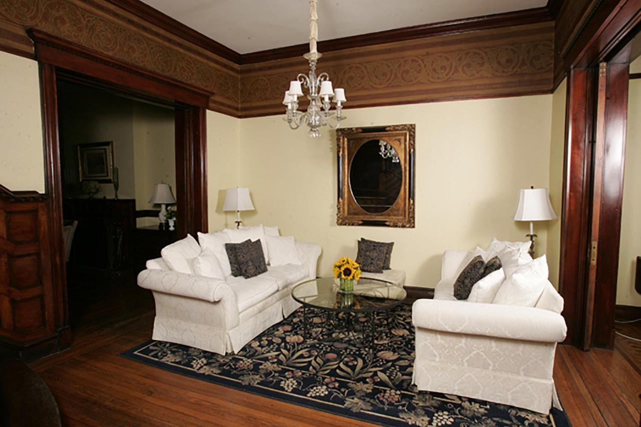 Morgan State House Inn - 6