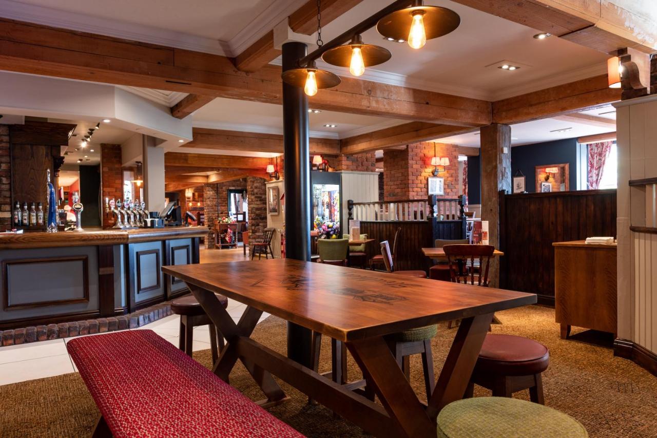 Toby Carvery Strathclyde, M74 J6 by Innkeeper's Collection photo 2