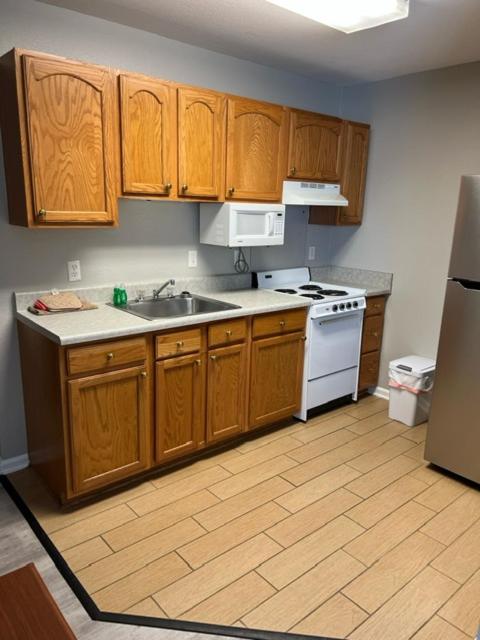 Eastside Suites photo 4