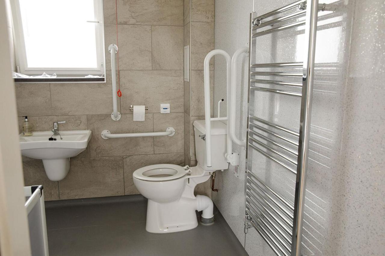 House of Juniper - Luxury Accessible Apartment - 6