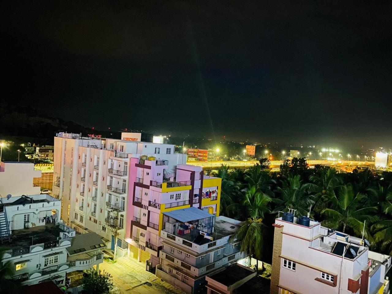SM Royal Suites - Hotel near Kempegowda international Airport Bangalore