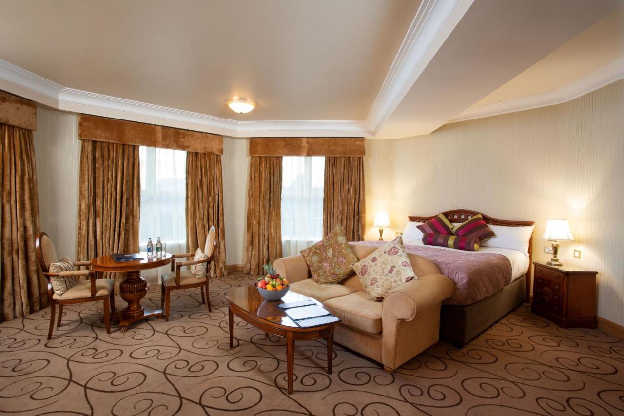 Lawlors Hotel - 2