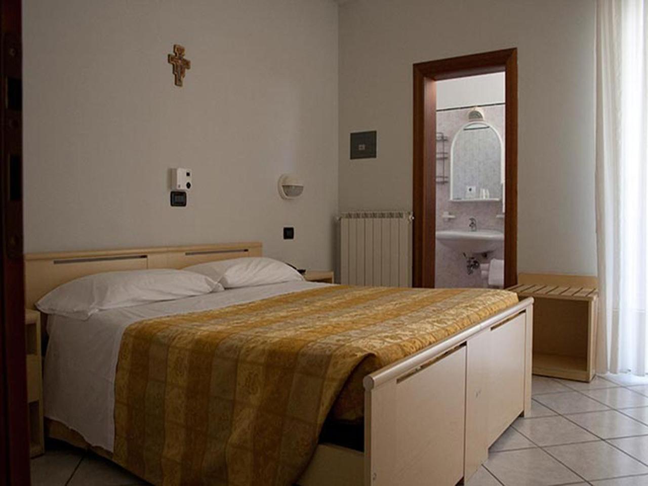 Hotel Monica photo 4