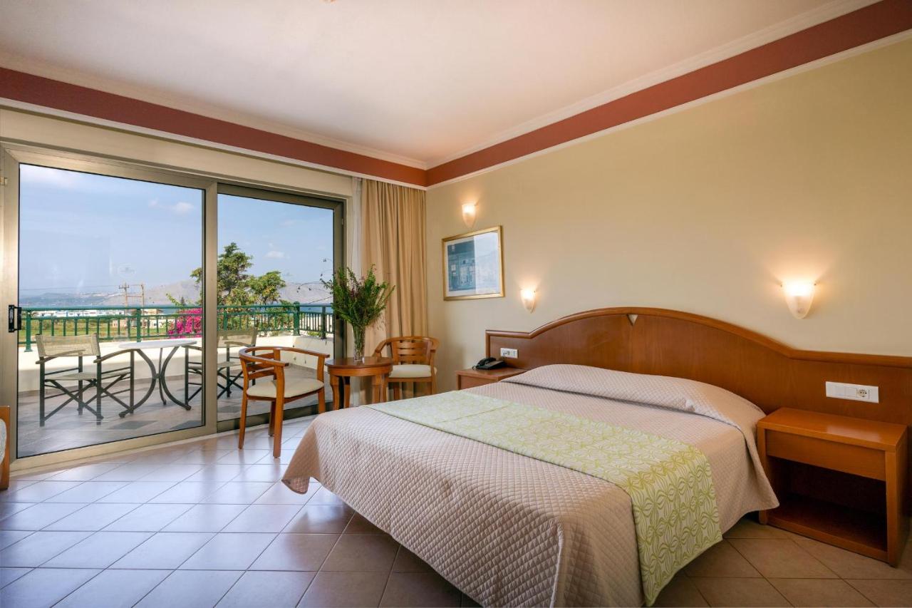 Hydramis Palace Beach Resort photo 2