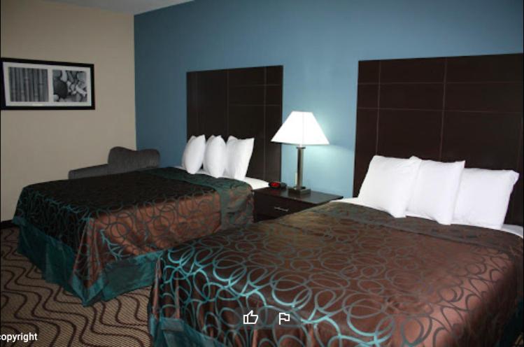 La Plaza Inn and Suites - Freer TX photo 3