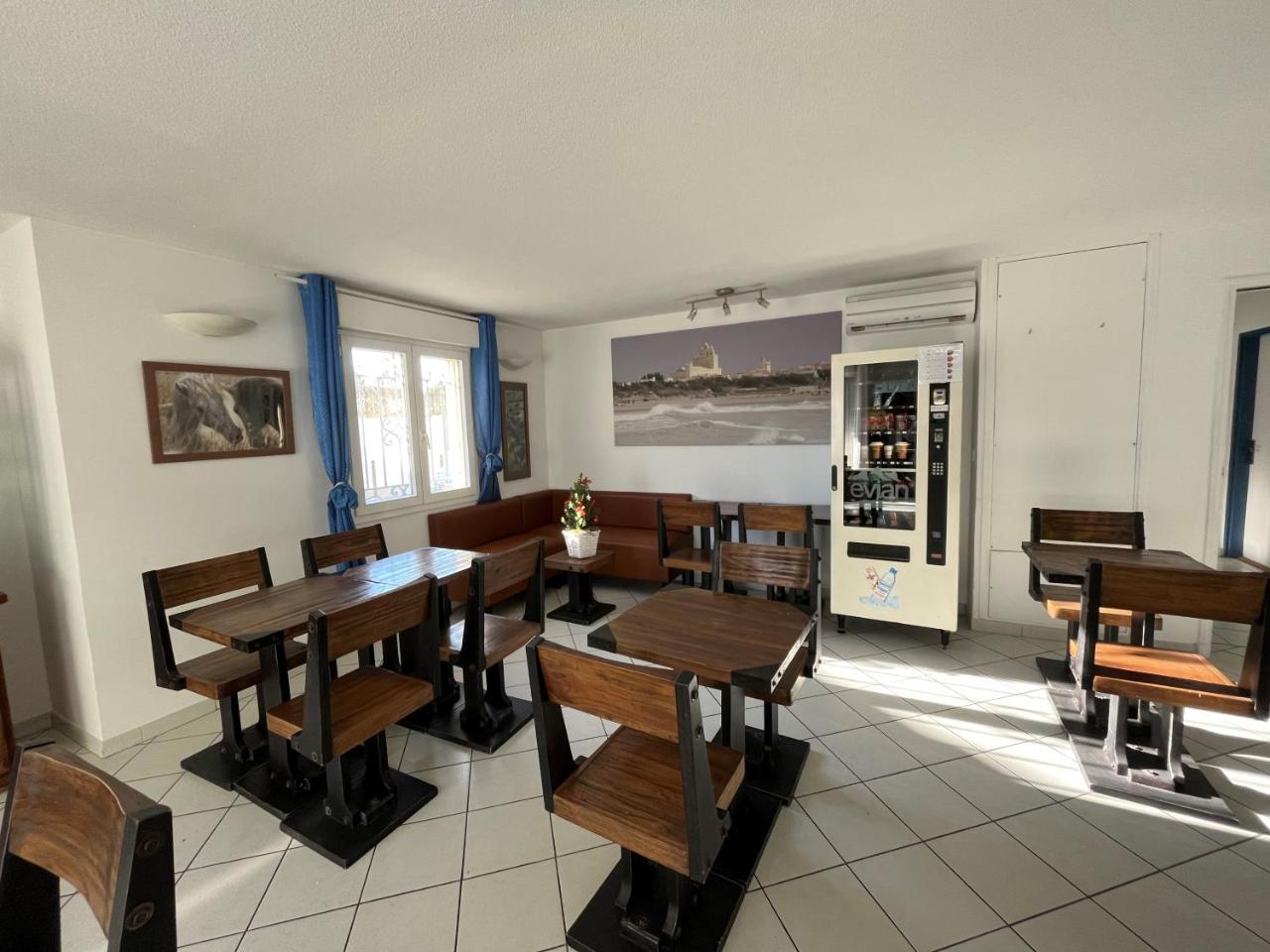 Hôtel Les Arcades photo 3