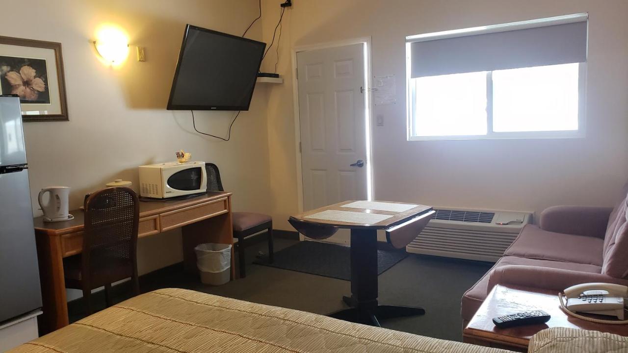 Calabogie Motor Inn photo 4