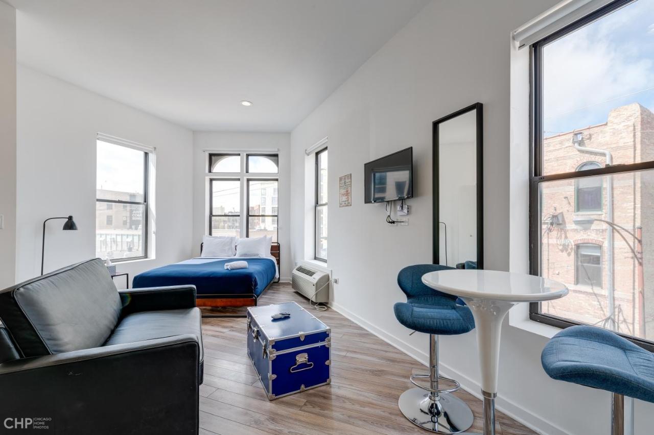 747 Lofts by RedAwning - River West, Second Floor Chicago