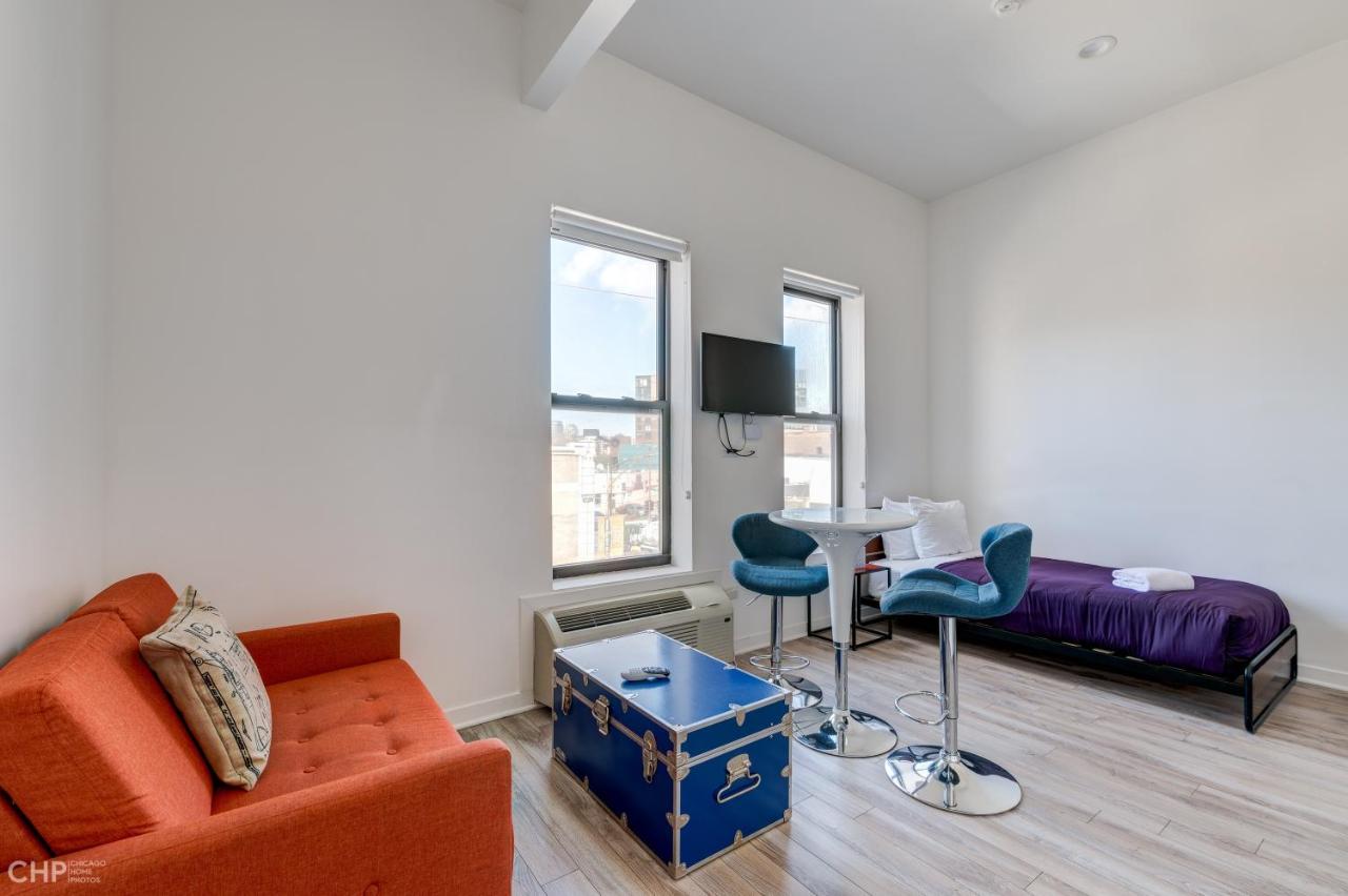 747 Lofts by RedAwning - River West, Second Floor Chicago photo 4
