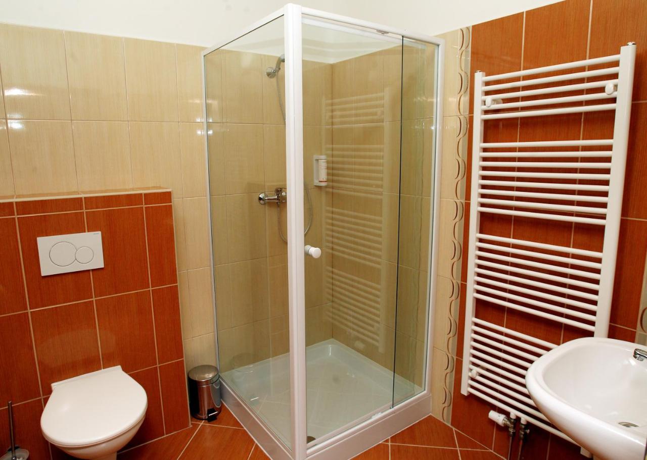 Hotel Na Farmě Choťovice photo 2