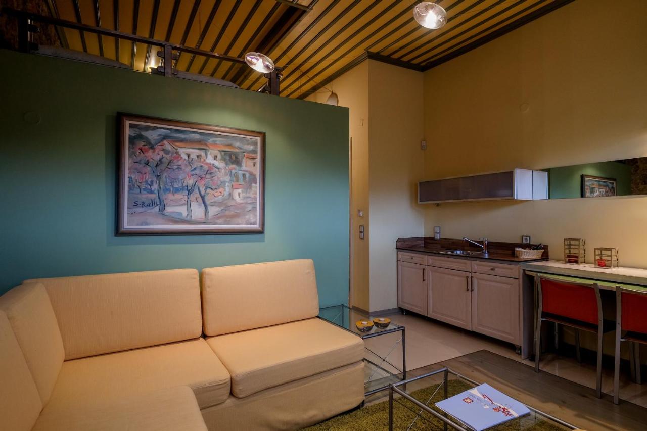 Kyriaki Guesthouse & Suites photo 2