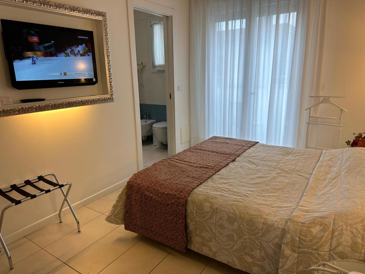 Photo - Hotel Albatros 3 Stelle Superior