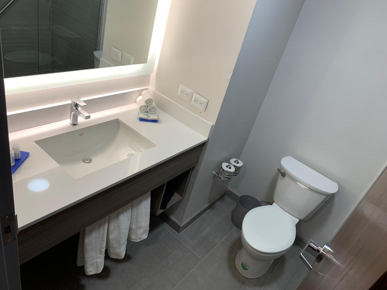 Holiday Inn Express Guadalajara Vallarta Poniente By IHG photo 2