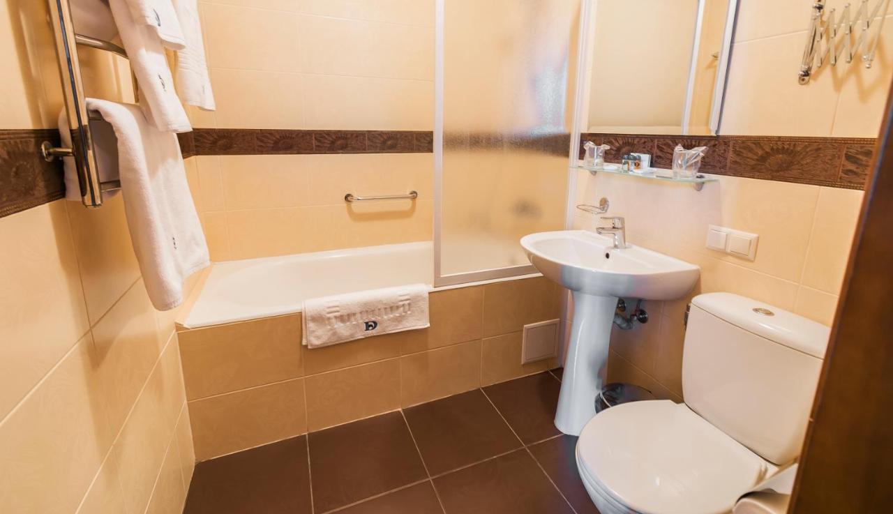 Готель Дніпро Dnipro Hotel photo 2