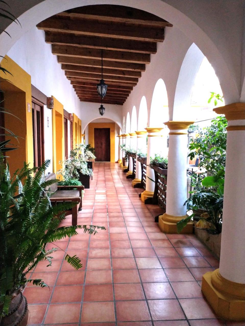 Hotel Casa Margarita photo 2
